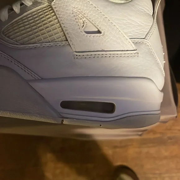 Jordans youth size 6 1/2 - Picture 7 of 9